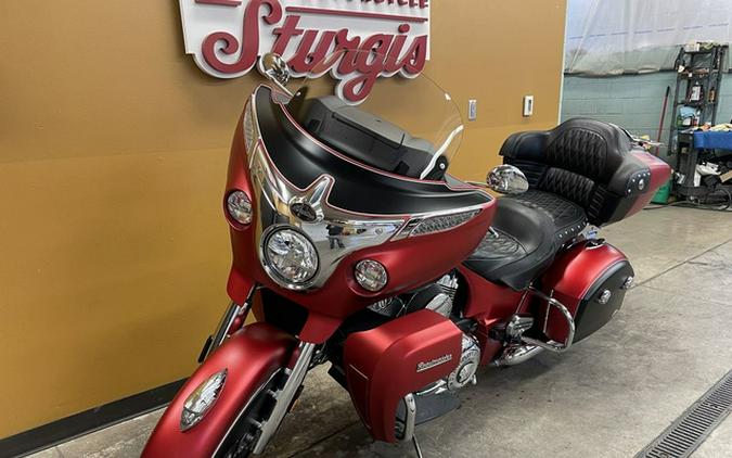 2019 Indian Roadmaster Icon Series Ruby SmokeThunder Black