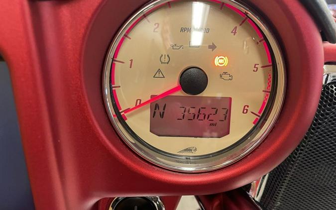 2019 Indian Roadmaster Icon Series Ruby SmokeThunder Black