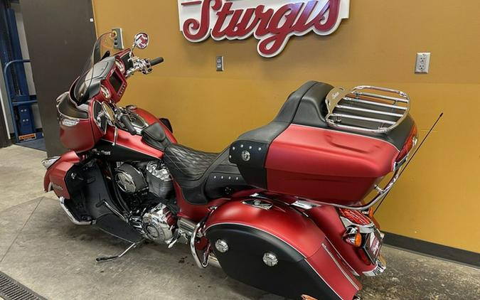 2019 Indian Roadmaster Icon Series Ruby SmokeThunder Black