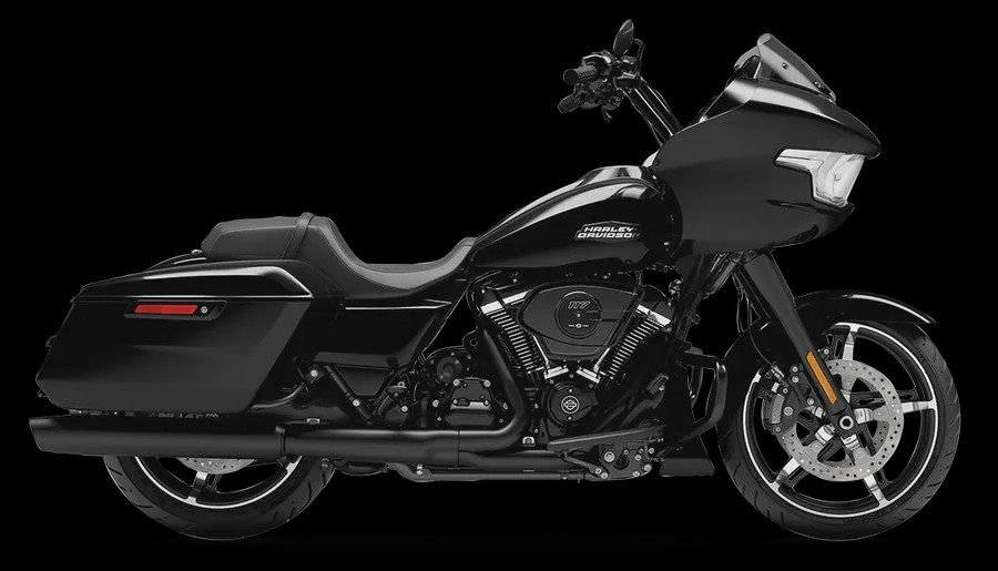 2024 Harley-Davidson Road Glide™ Vivid Black - Black Finish