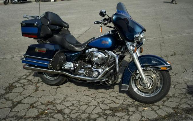2004 Harley-Davidson® FLHTC - Electra Glide® Classic