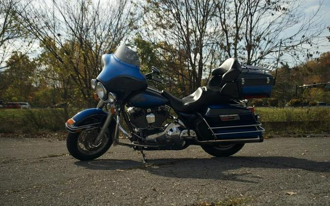 2004 Harley-Davidson® FLHTC - Electra Glide® Classic