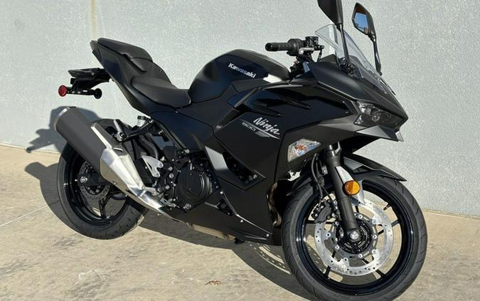 2026 Kawasaki Ninja 500 SE ABS