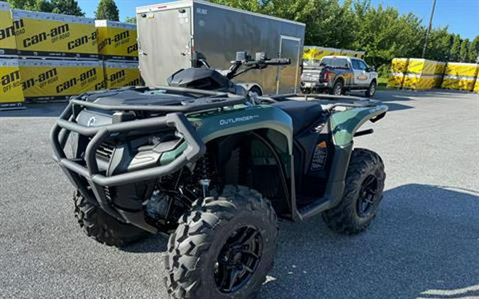 2024 Can-Am Outlander PRO XU HD7