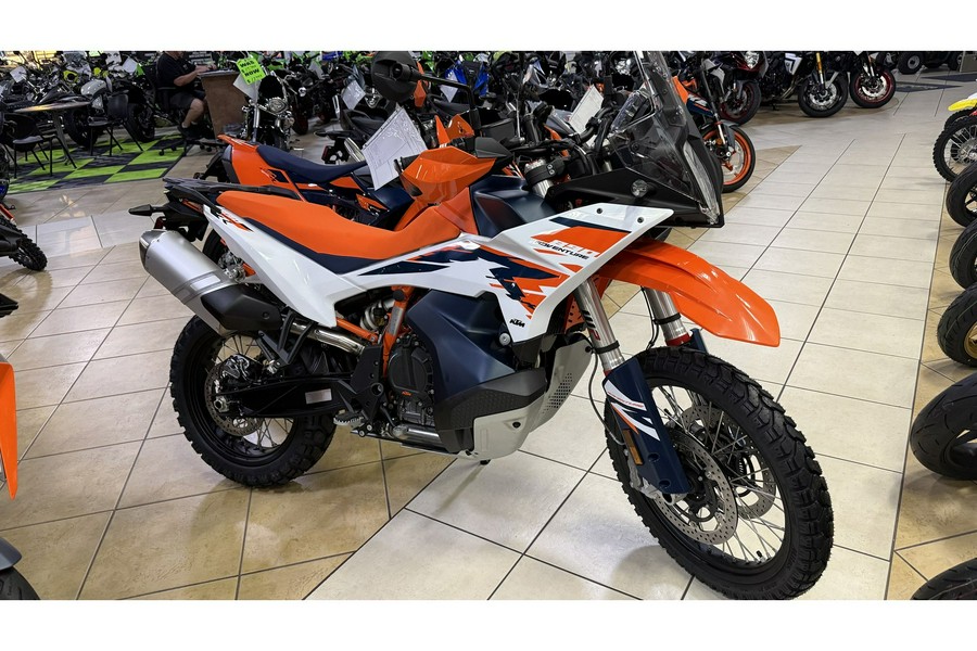 2025 KTM 890 Adventure R