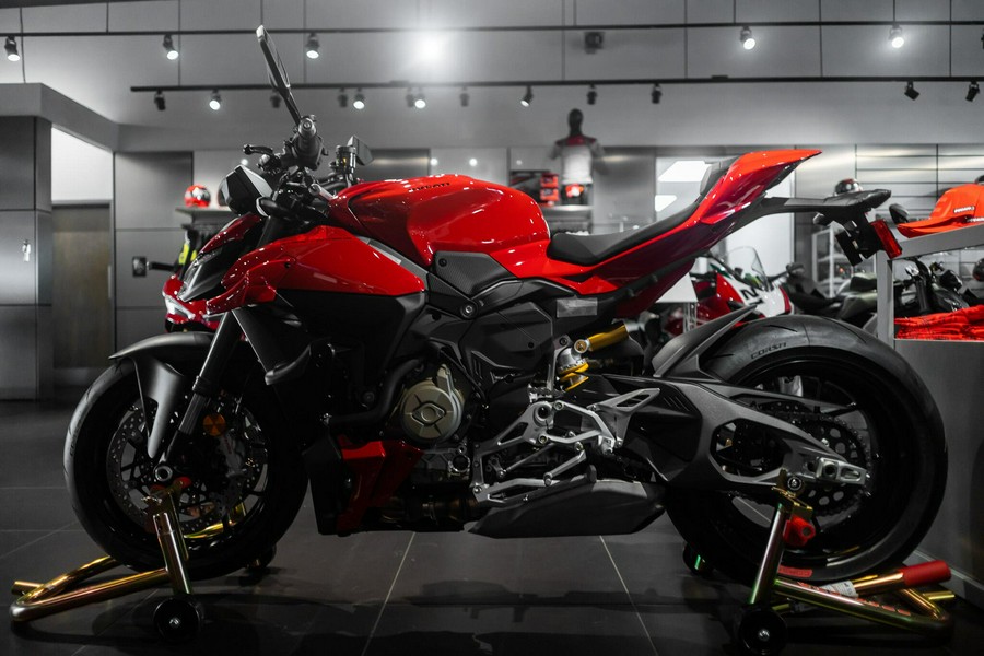 2026 Ducati Streetfighter V4