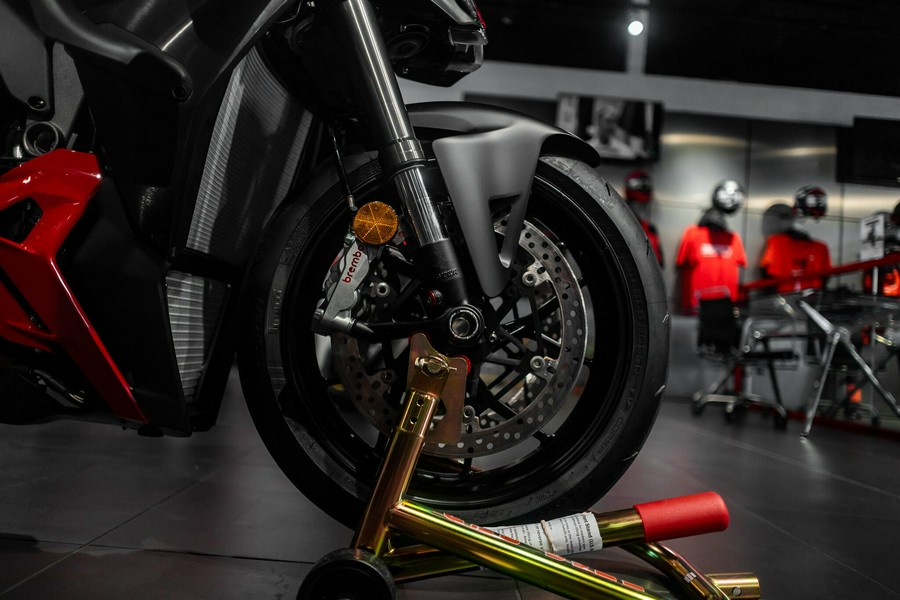 2026 Ducati Streetfighter V4