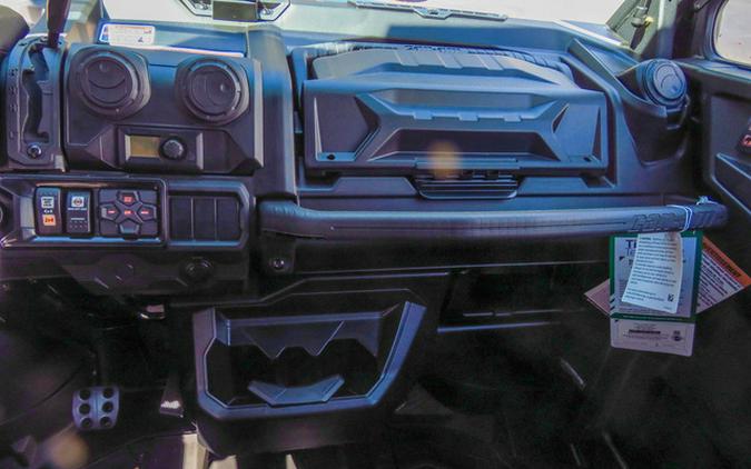 2026 Can-Am Defender PRO Limited HD10