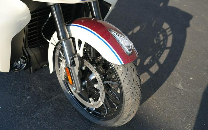 2026 Indian Motorcycle Pursuit Limited Signature Series Frontier Pearl / Revere Red