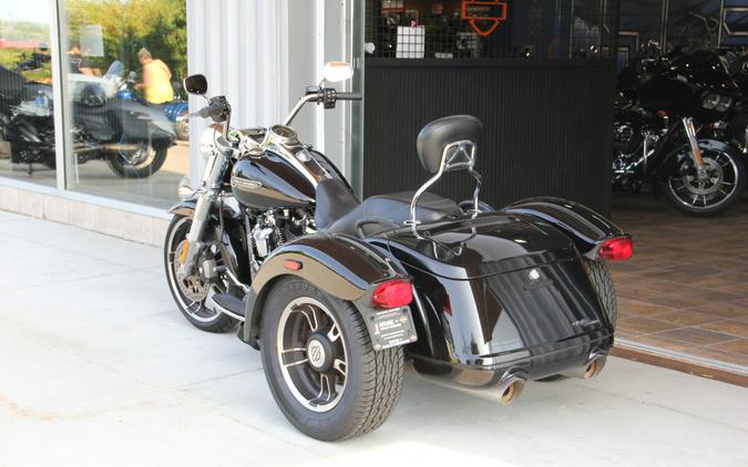 2020 Harley-Davidson Freewheeler Black