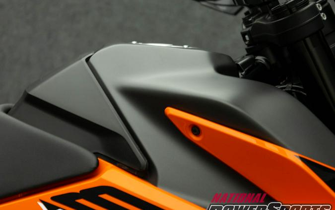 2022 KTM 890 ADVENTURE W/ABS