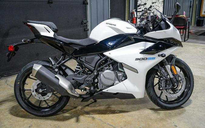 2025 CFMOTO 300SS