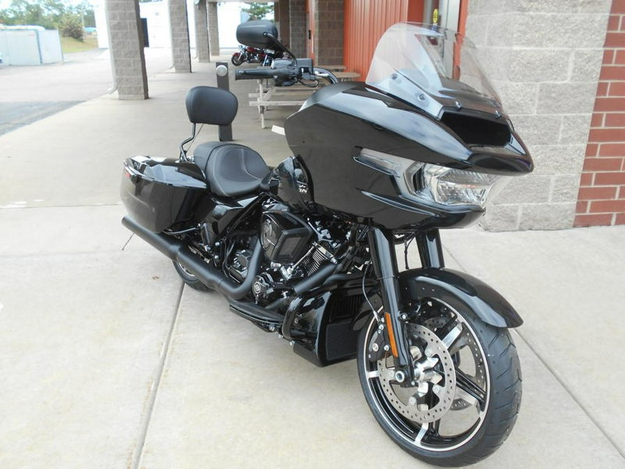 2025 Harley-Davidson® FLTRX - Road Glide®