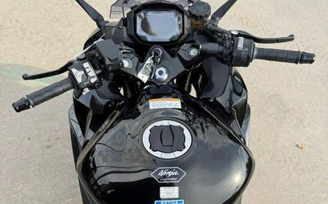 2026 Kawasaki Ninja® 1100SX ABS