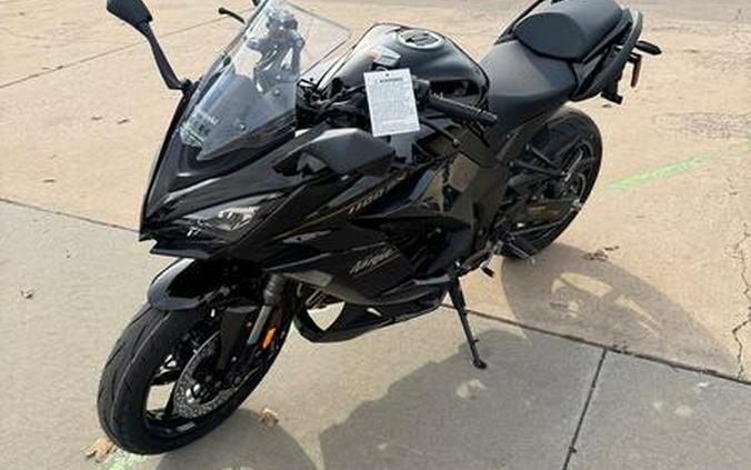 2026 Kawasaki Ninja® 1100SX ABS