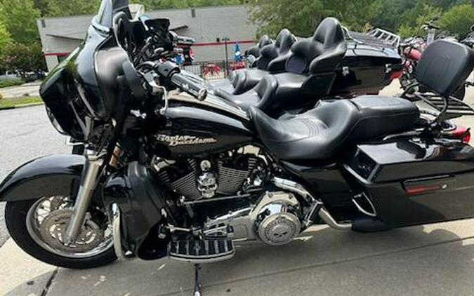 2007 Harley-Davidson Street Glide BLACK