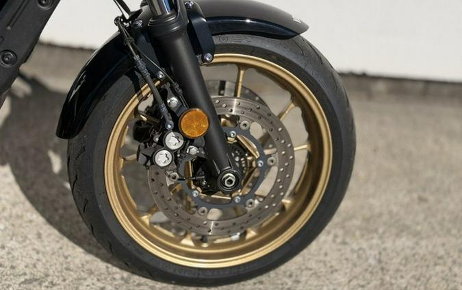 2024 Yamaha XSR 700