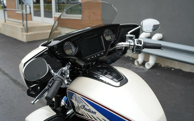 2026 Indian Motorcycle Roadmaster PowerPlus Signature Series Frontier Pearl / Vigilant Blue