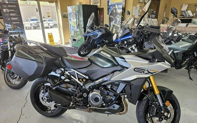 2024 Suzuki GSX-S1000GX+ Review [A Dozen Fast Facts]