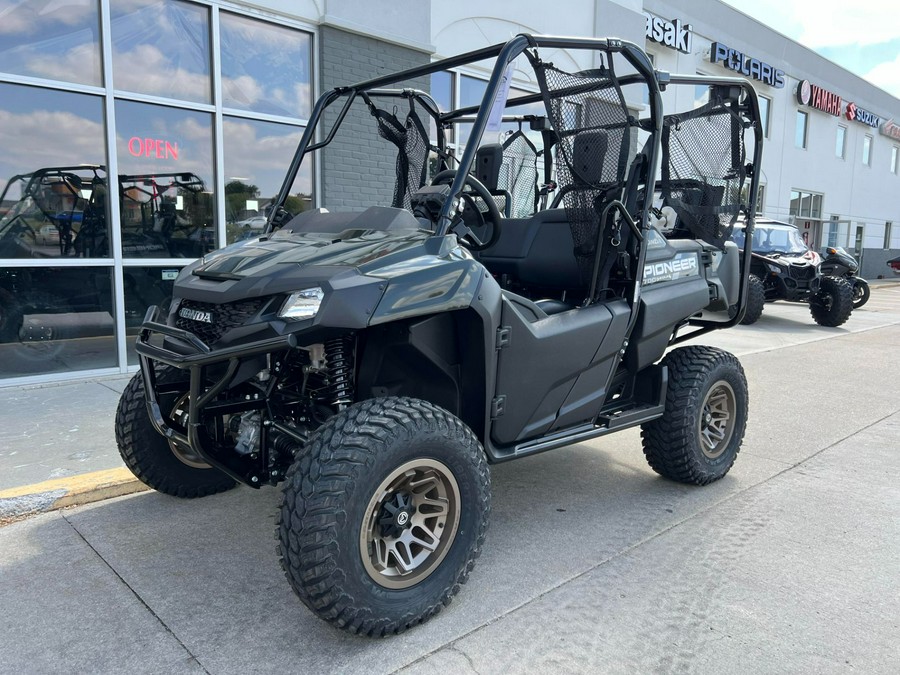 2025 Honda Pioneer 700-4 Deluxe