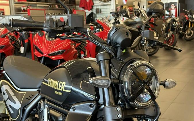 2025 Ducati Scrambler Full Throttle