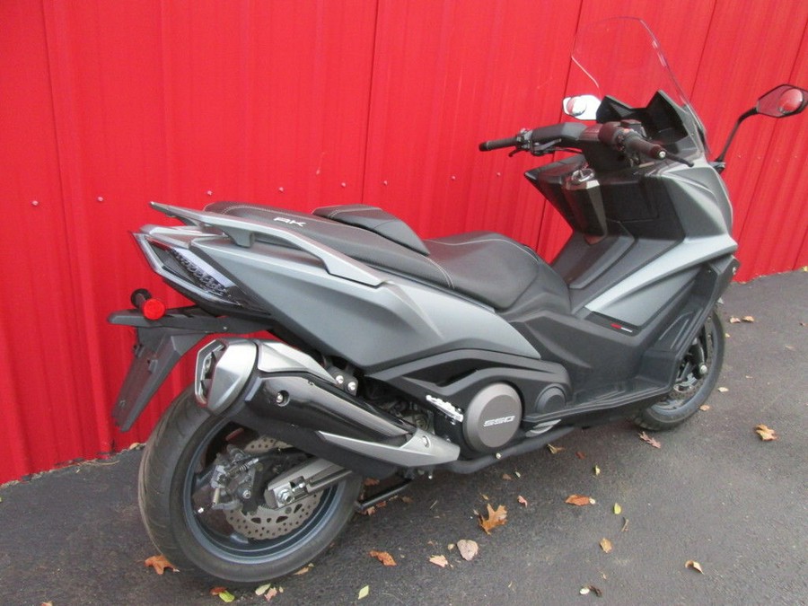 2022 KYMCO AK 550i ABS