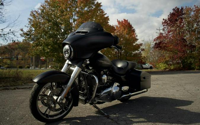 2015 Harley-Davidson® FLHXS - Street Glide® Special