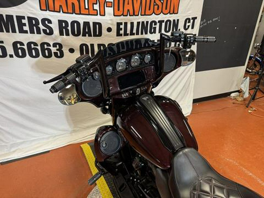 2019 Harley-Davidson CVO™ Street Glide®