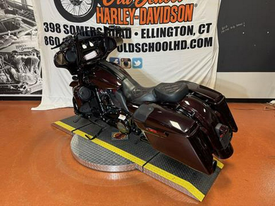 2019 Harley-Davidson CVO™ Street Glide®