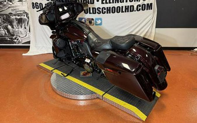 2019 Harley-Davidson CVO™ Street Glide®