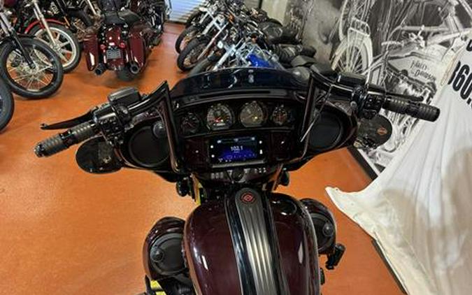 2019 Harley-Davidson CVO™ Street Glide®