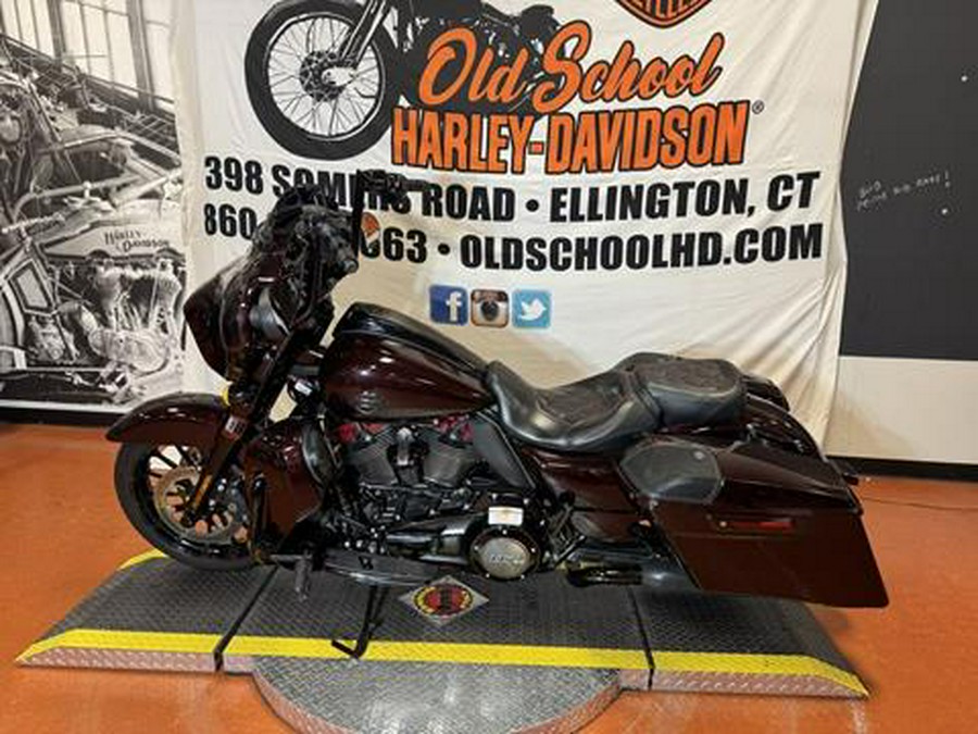 2019 Harley-Davidson CVO™ Street Glide®