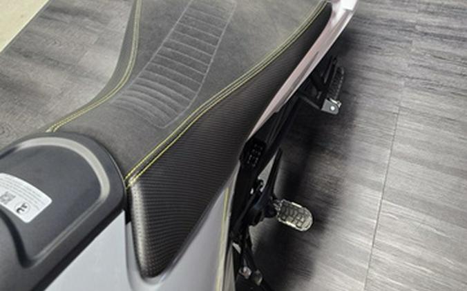 2025 Husqvarna Norden 901