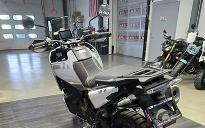2025 Husqvarna Norden 901
