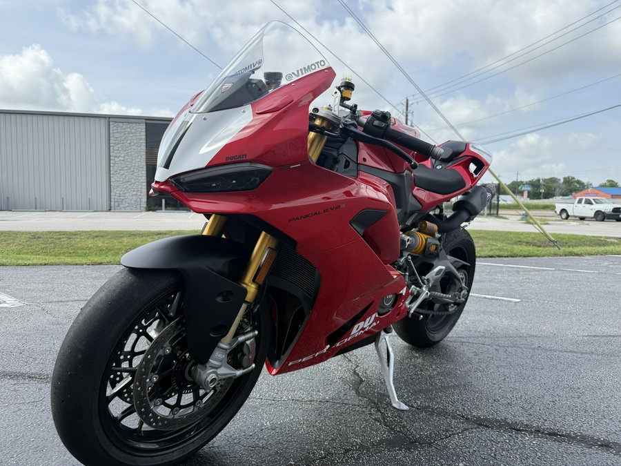 2025 Ducati Panigale V2S - 01093C