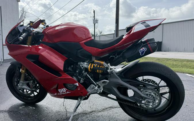 2025 Ducati Panigale V2S - 01093C