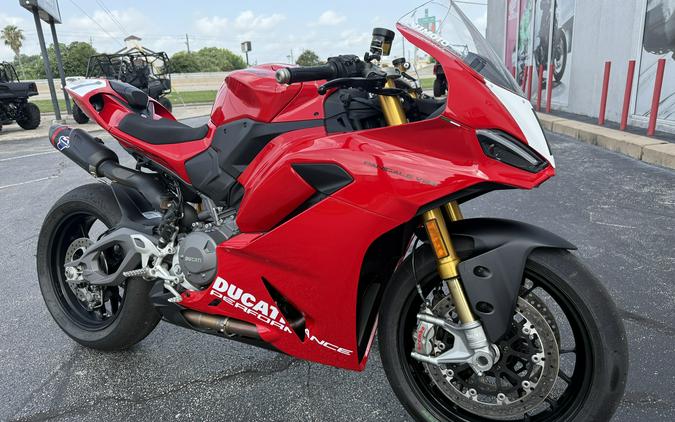 2025 Ducati Panigale V2S - 01093C