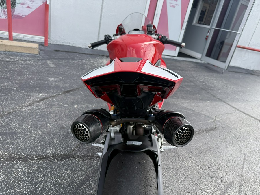 2025 Ducati Panigale V2S - 01093C