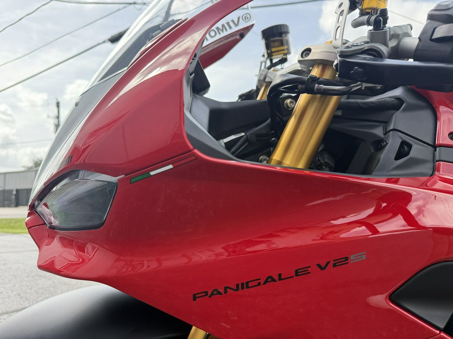 2025 Ducati Panigale V2S - 01093C