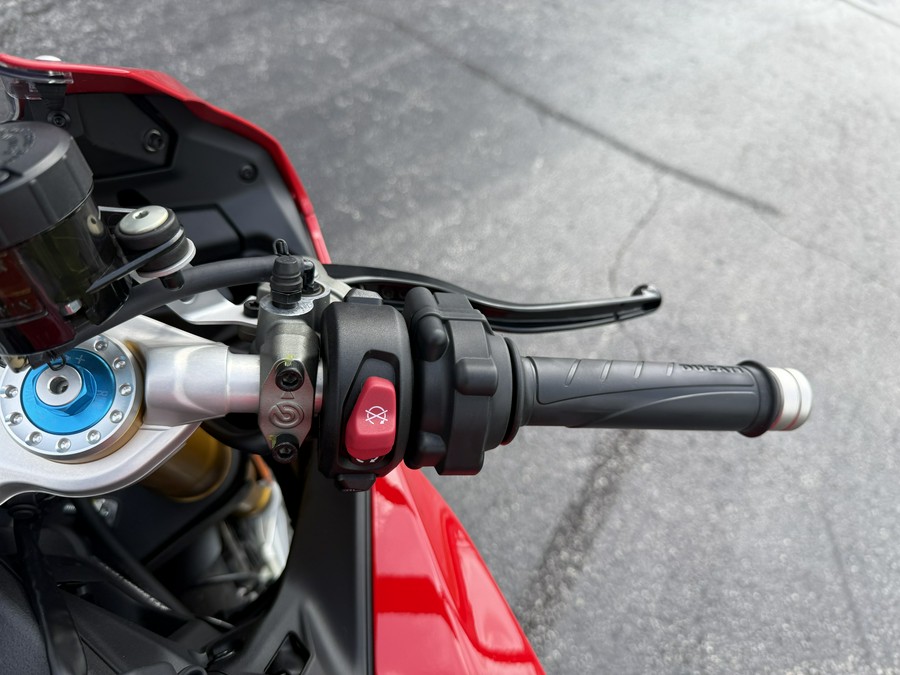 2025 Ducati Panigale V2S - 01093C