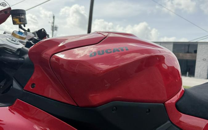 2025 Ducati Panigale V2S - 01093C