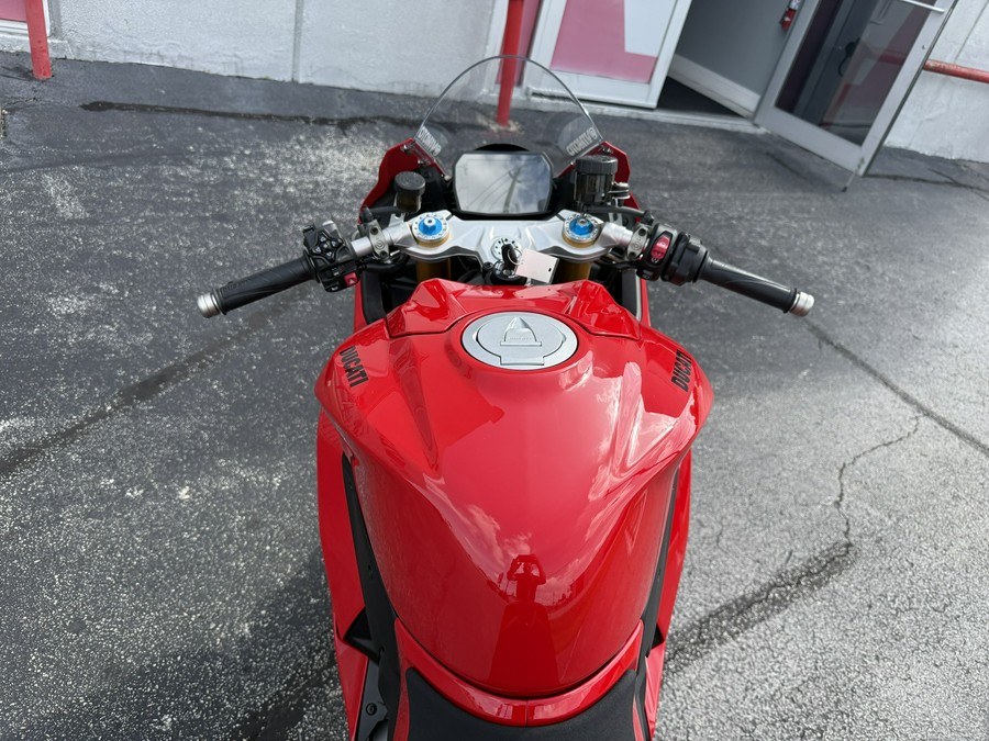 2025 Ducati Panigale V2S - 01093C