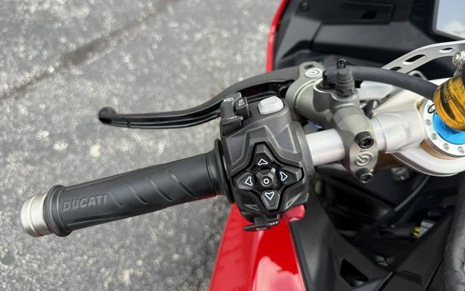 2025 Ducati Panigale V2S - 01093C