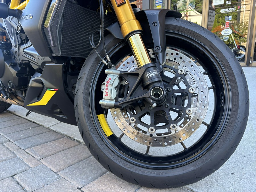 2022 Ducati Diavel 1260 S Black and Steel - 3800U