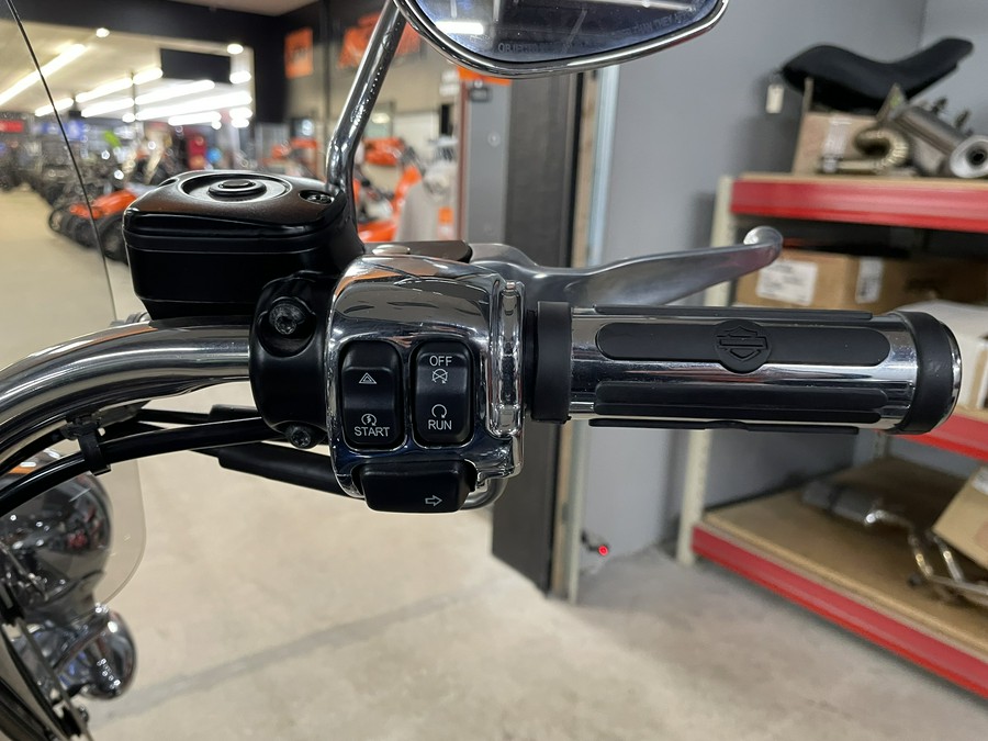 2012 Harley-Davidson Softail FLSTN Deluxe