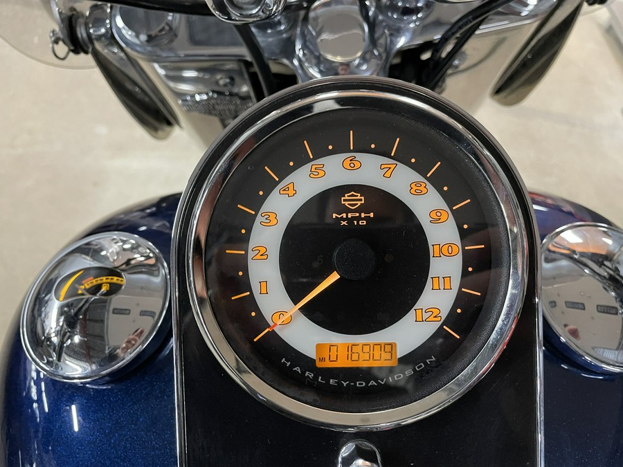 2012 Harley-Davidson Softail FLSTN Deluxe
