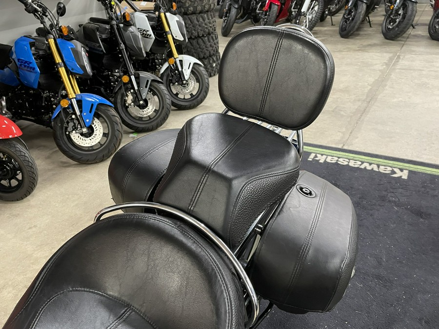 2012 Harley-Davidson Softail FLSTN Deluxe