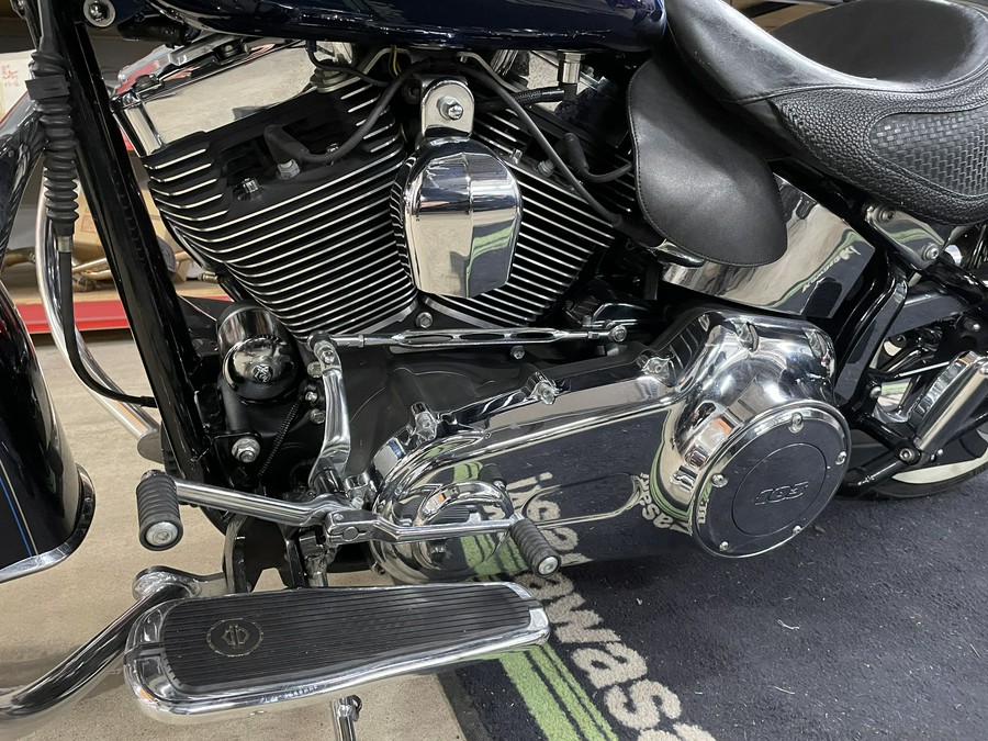 2012 Harley-Davidson Softail FLSTN Deluxe