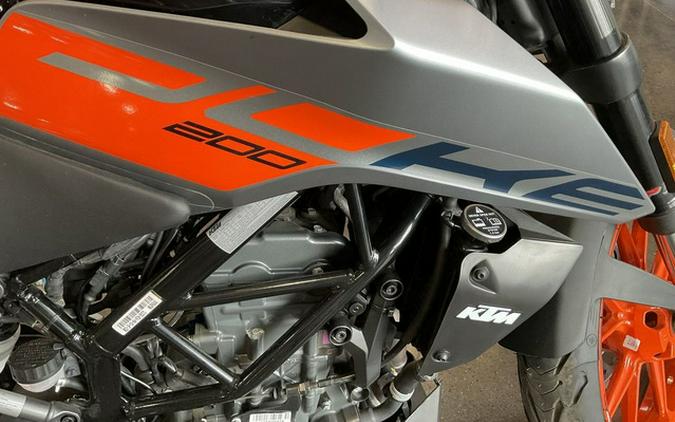 2023 KTM Duke 200