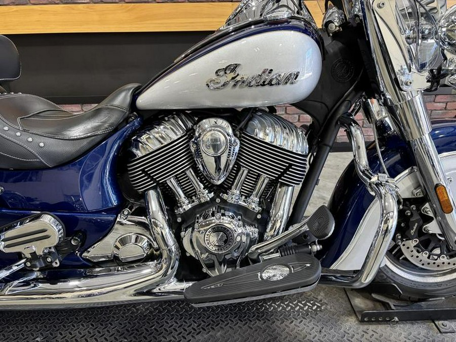2017 Indian Motorcycle® Springfield™ Blue Sapphire Over Star Silver